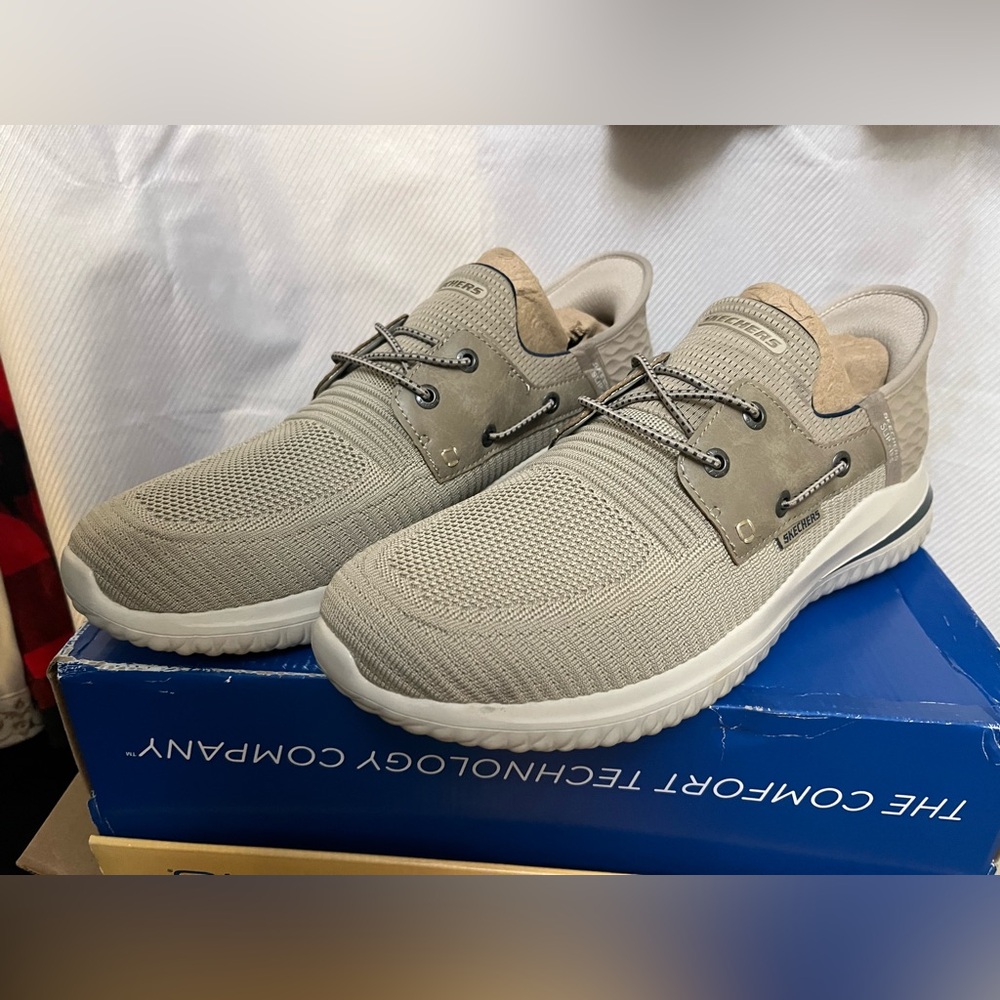 🆕. Skechers Men's New Delson Roth Taupe Lightweight Sneakers 12.    New in box